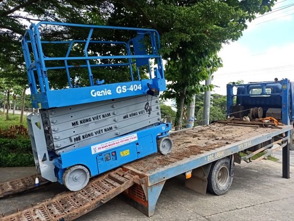 báo giá xe nâng người
